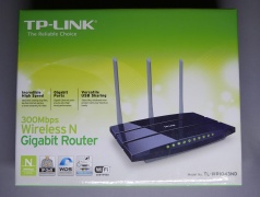 Router TL-WR1043ND Box.jpg